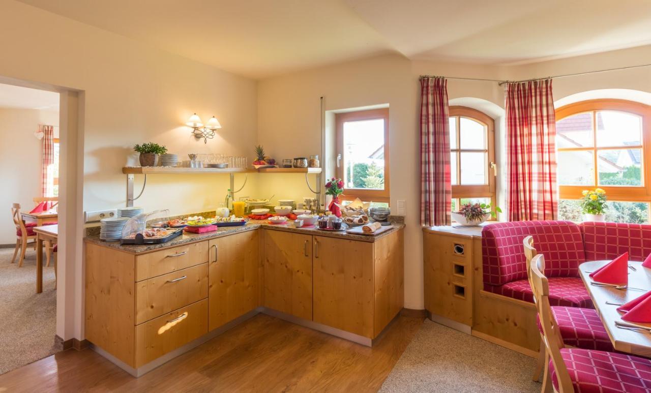 Gaestehaus Burgblick Bisingen エクステリア 写真